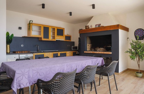 Lozica Villa | New, villa Bond Dubrovnik, beautiful sea view near beach with heated pool