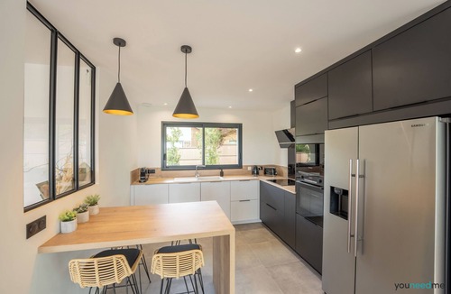 Cenac House | New villa Heated pool AC Vineyard views
