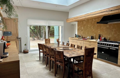 Assas House | New: Villa, Heated swimming pool between pine forest and olive trees.