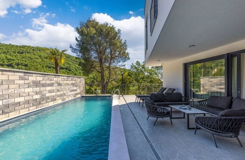 Obrs Villa | NEW! Villa in Istria with Heated Pool and 3 Bedrooms