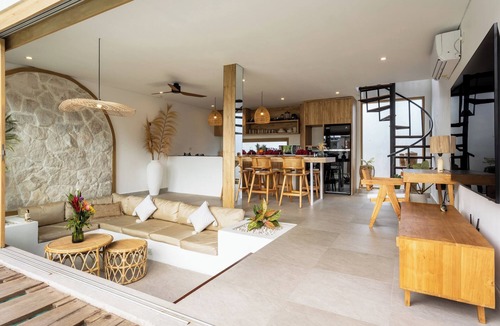 Banjar Semer Villa | New Villa in Kerobokan - 5 Min to Canggu