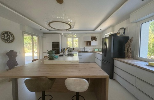 Les Restanques House | New villa in secure estate