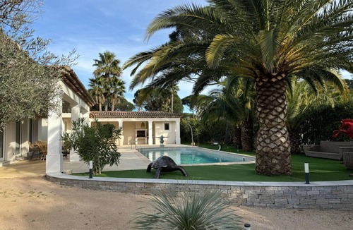 Les Restanques House | New villa in secure estate