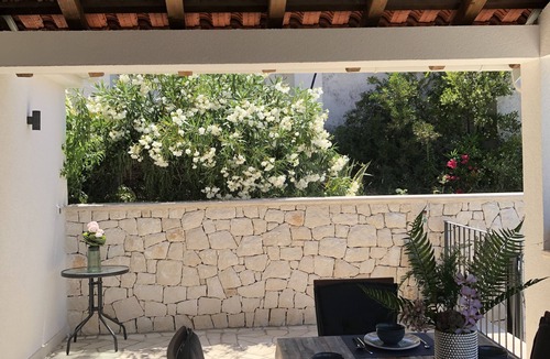 Splitska Villa | New! Villa Marisol, Splitska, Island Brač