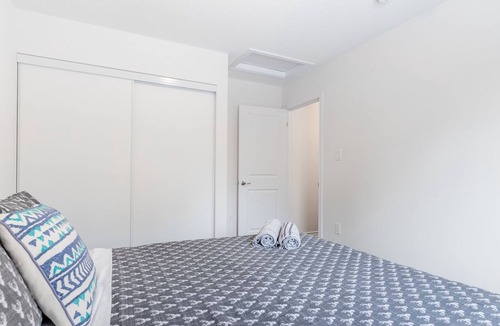 Wasaga Beach Villa | New Villa near Wasaga beach