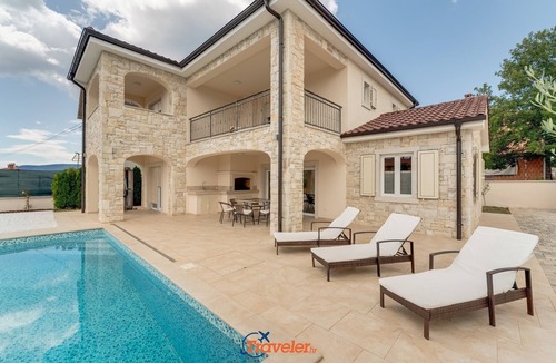 Pinezici Villa | New villa with pool, beach, quiet location - TRAVELER Reiseburo Krk - ID 2140