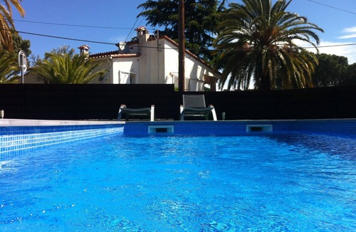 Calonge Villa | New villa with swimming pool in the Costa Brava. Now with WiFi!