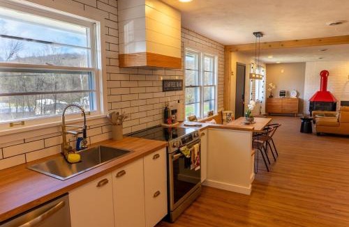 Hermann Villa | NEW! VillaBella Luxury Farmhouse