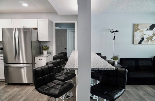 El Centro Beach House | New! Walkable to Frank Brown, Pier Park & Beach