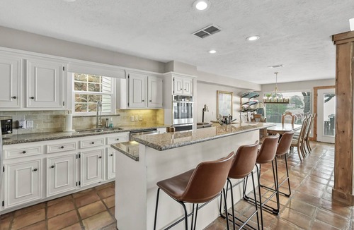 Walden on Lake Conroe House | NEW Waterfront | 5BR | Balcony Views | Swim & Fish | Ping Pong & Games | Lake Conroe