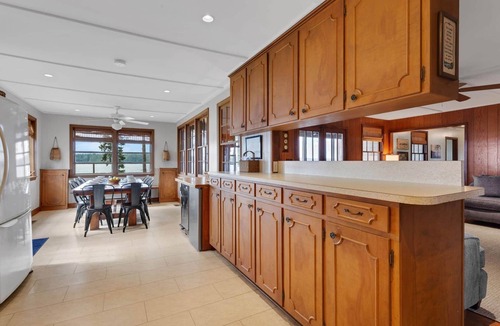 Cross Hill House | NEW! Waterfront Peninsula with Sunrise to Sunset View! Fire Pit, Dock, Boat Ramp