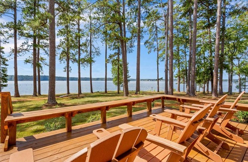Cross Hill House | NEW! Waterfront Peninsula with Sunrise to Sunset View! Fire Pit, Dock, Boat Ramp