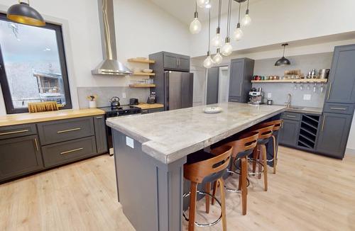 Edray House | NEW! West Ridge 140 - Brigham Six Bedroom Home