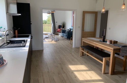 Sandwich House | * NEW* Willow View