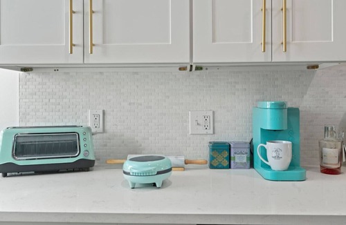 Jacksonville Beach House | NEW - Wine Down - Heated Pool & Beach