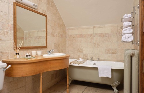 Tredunnock Hotel | Newbridge on Usk