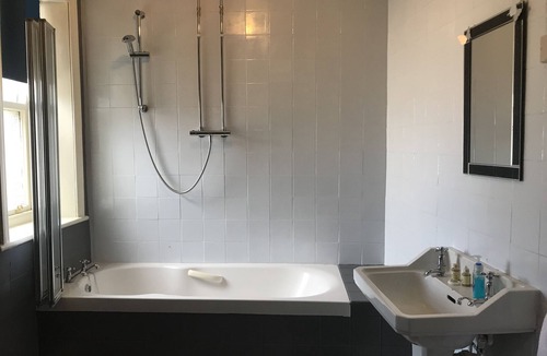 Rothbury Hotel | Newcastle House Hotel