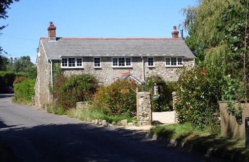 Sandown House | Newchurch Nook