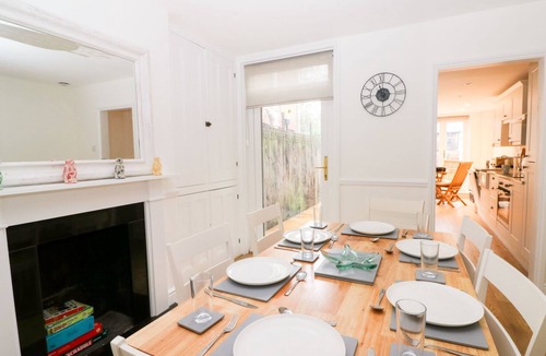 Whitstable Cottage | NEWDEN COTTAGE, pet friendly, character holiday cottage in Whitstable