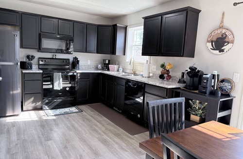 Downtown Branson House | Newer Downtown Branson Home Walk to The Landing, Scenic Railroad and Restaurants