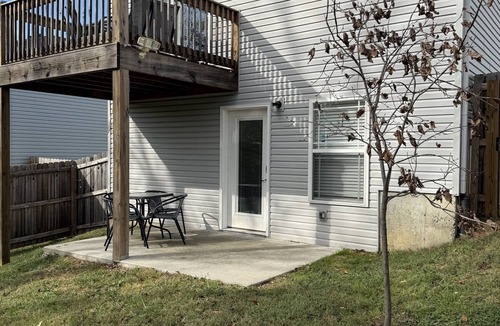 Downtown Branson House | Newer Downtown Branson Home Walk to The Landing, Scenic Railroad and Restaurants