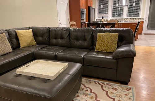 Medford House | Newer Modern Contemporary on 1/2 Acre - Nice