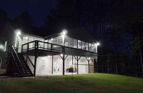 Manson House | Newer property at Kerr Lake with dock! Family-sized with game room and lg porch!