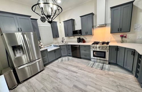 Uptown House | Newest Cottage Downtown. Pets are allowed