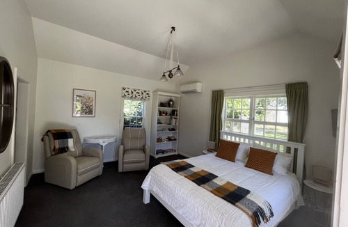Sefton Bed & Breakfast | Newfields Country Retreat - incl bfst