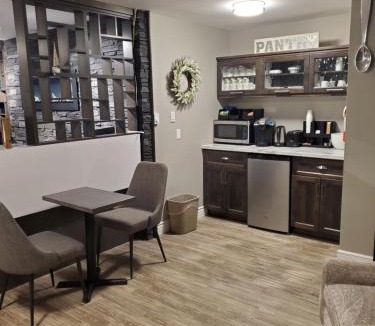 Conception Bay South Hotel | Newfound Inn and Suites