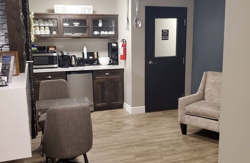 Conception Bay South Hotel | Newfound Inn & Suites