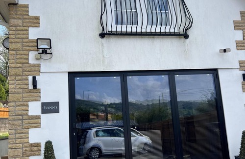 Bedwas Trethomas & Machen House | Newhouse Royal Oak Machen Caerphilly