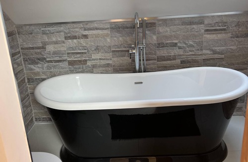 Bedwas Trethomas & Machen House | Newhouse Royal Oak Machen Caerphilly