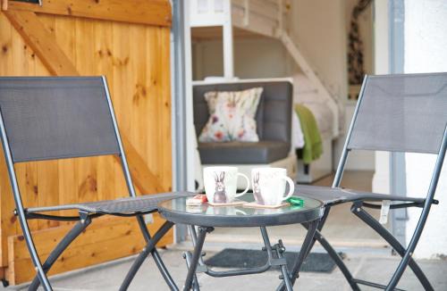 Natland House | Newlands Farm Stables