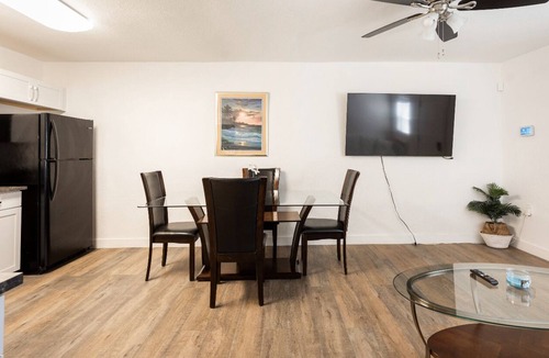 Downtown Las Vegas Apartment | Newly built 1 Bedroom - 2min drive to Fremont St