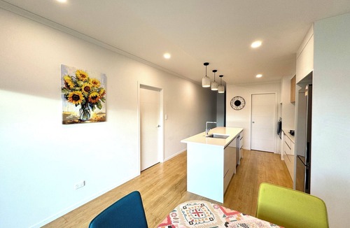 Hamilton House | Newly Built 3 BDMs Besides Chartwell Shopping Mall