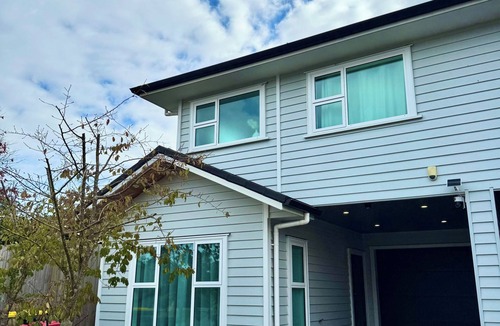 Hamilton House | Newly Built 3 BDMs Besides Chartwell Shopping Mall