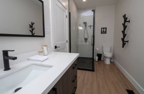 Port McNicoll House | Newly Built 3 bedroom Beachfront Home