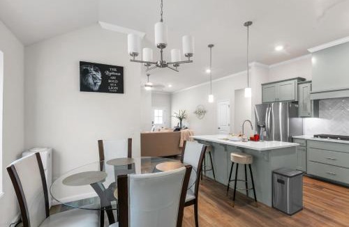 Edmond House | Newly Built 3BR Getaway in Edmond home