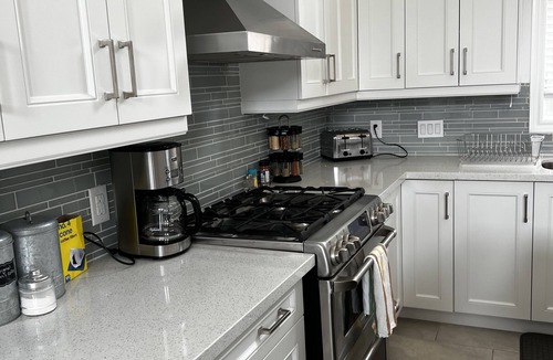 Bluewater Beach Cottage | Newly built 4 season cottage