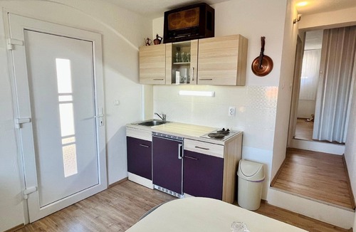 Gornji Karin Apartment | Newly-built apartment in groud floor
