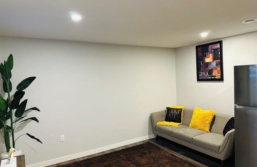 Regina House | Newly Built Cozy Basement Suite