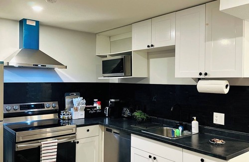 Regina House | Newly Built Cozy Basement Suite