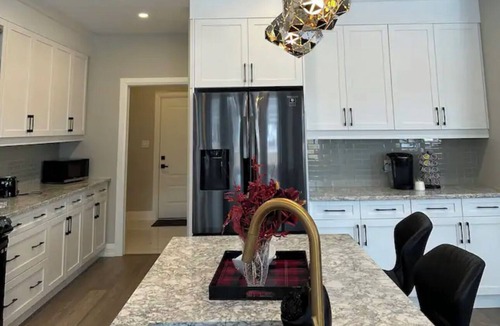 Oshawa House | Newly Built Gorgeous 4BD Custom Home Central Oshawa