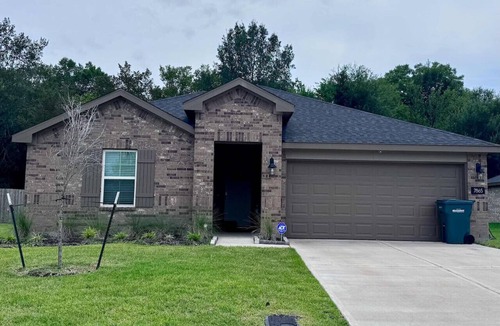 Voth House | Newly built home! Spacious & Comfortable 4BR 2BA