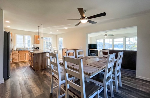 Lake Pleasant House | Newly Built Lake Front Home