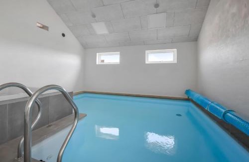 Vrist Strand House | Newly Built Luxury House Right By The Sea - Sj560
