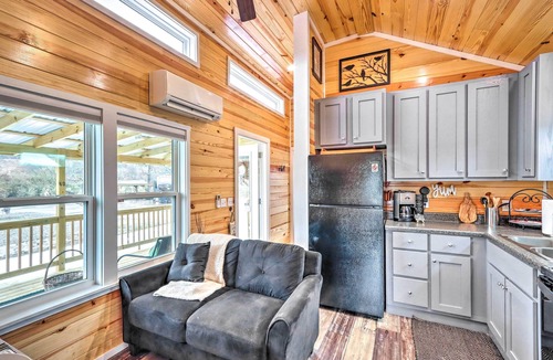 Morganton House | Newly Built Morganton Tiny Home w/Deck!