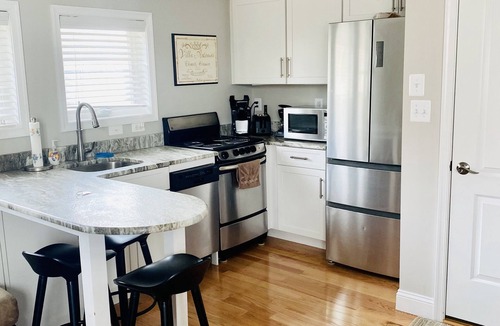 Nauck House | Newly Built Private Large Studio Apt in Arlington