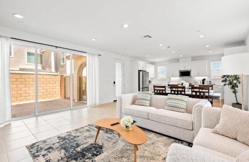 Thousand Palms House | Newly Built Stylish 3BR Oasis Home in Palm Desert